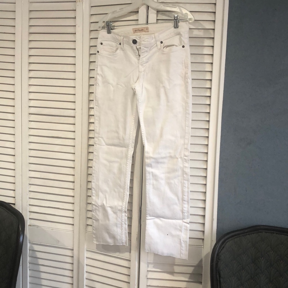 White denim jeans